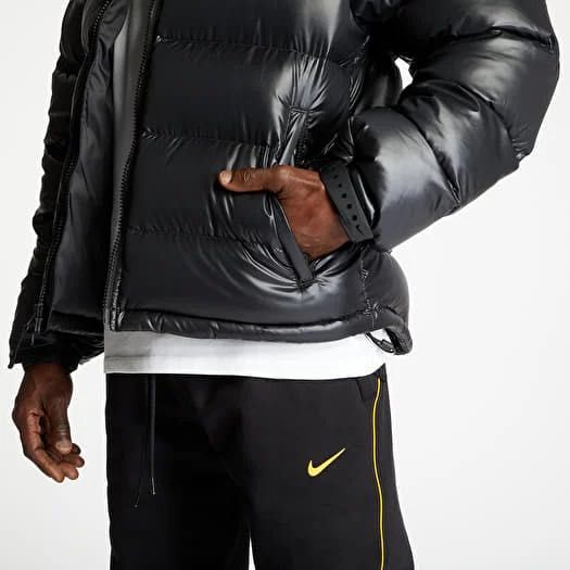 Яке NIKE X Drake Nocta