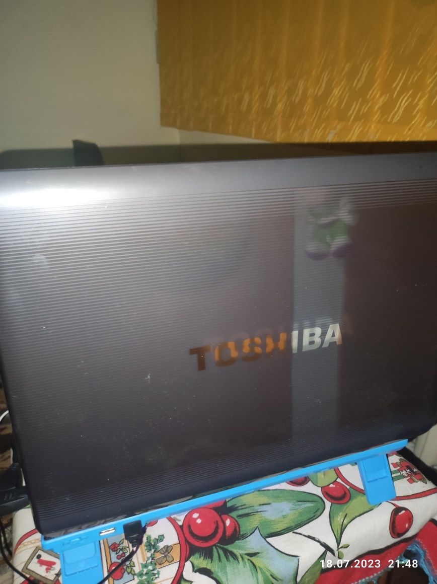 Laptop Toshiba satelite