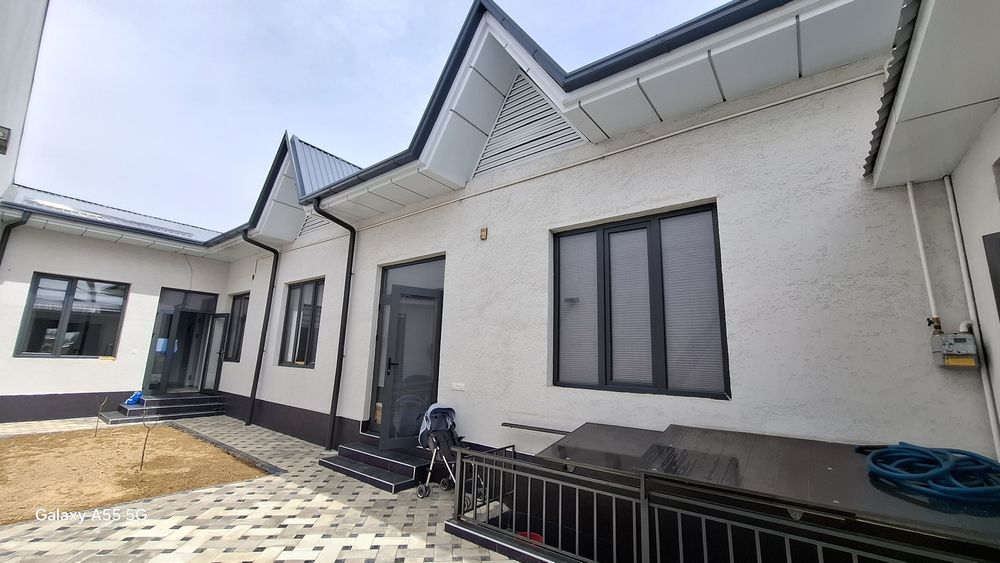 Keles ko'k terakda tayyor uy sotiladi