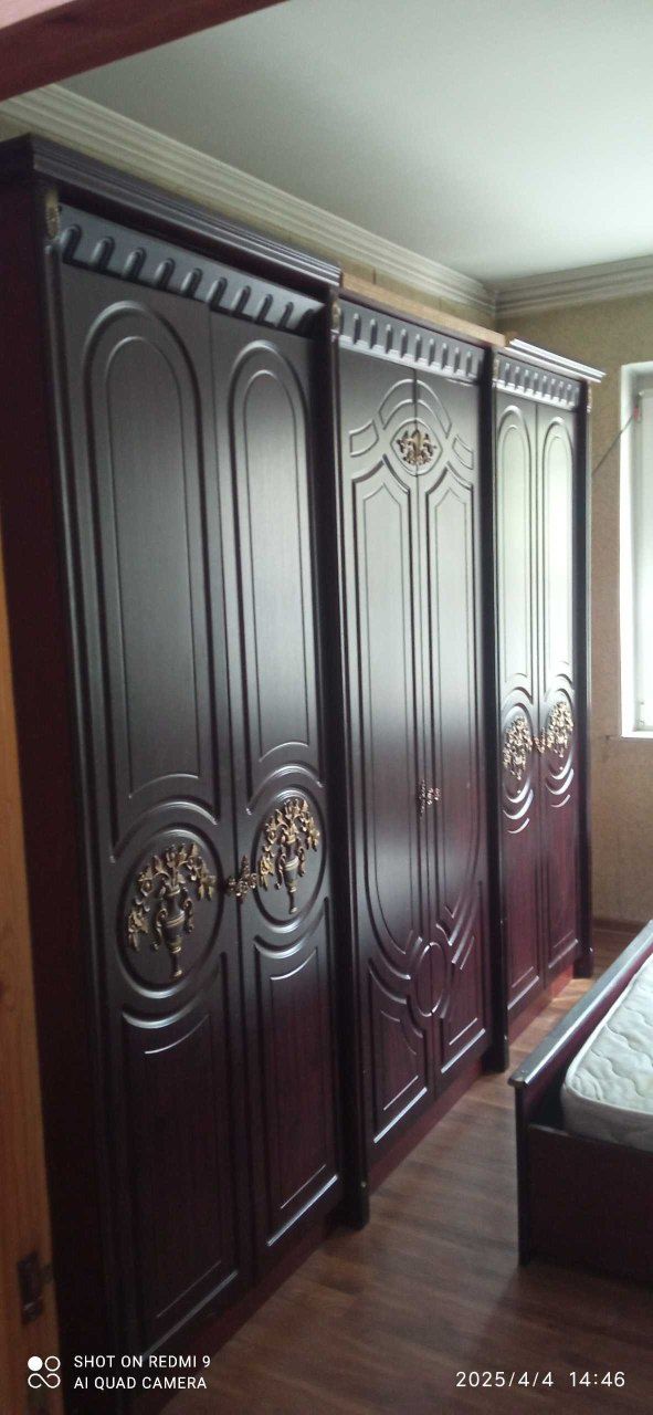 Продам шкаф для спальни