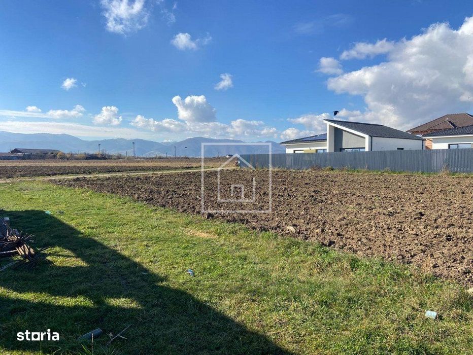 Teren intravilan in Cristian pentru ansamblu locuinte