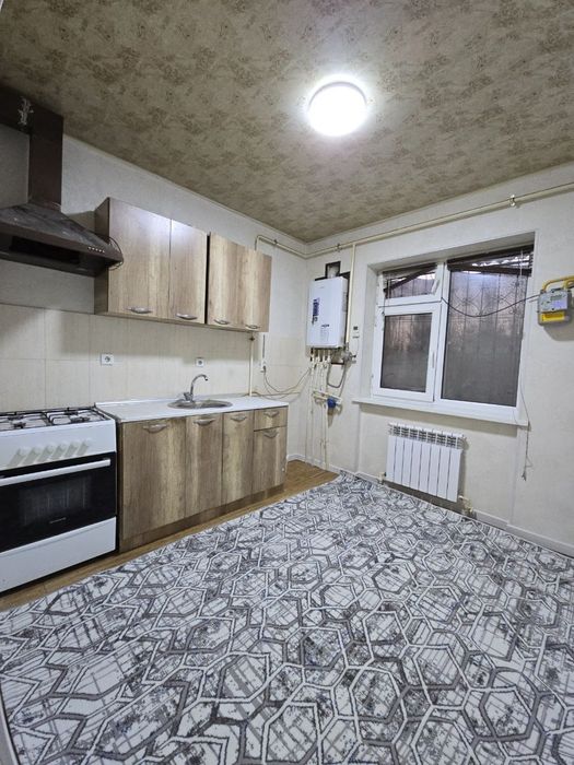 Сотилади Квартира!! Сергели, Спутник -16а,  2/2/7, Евроремонт.