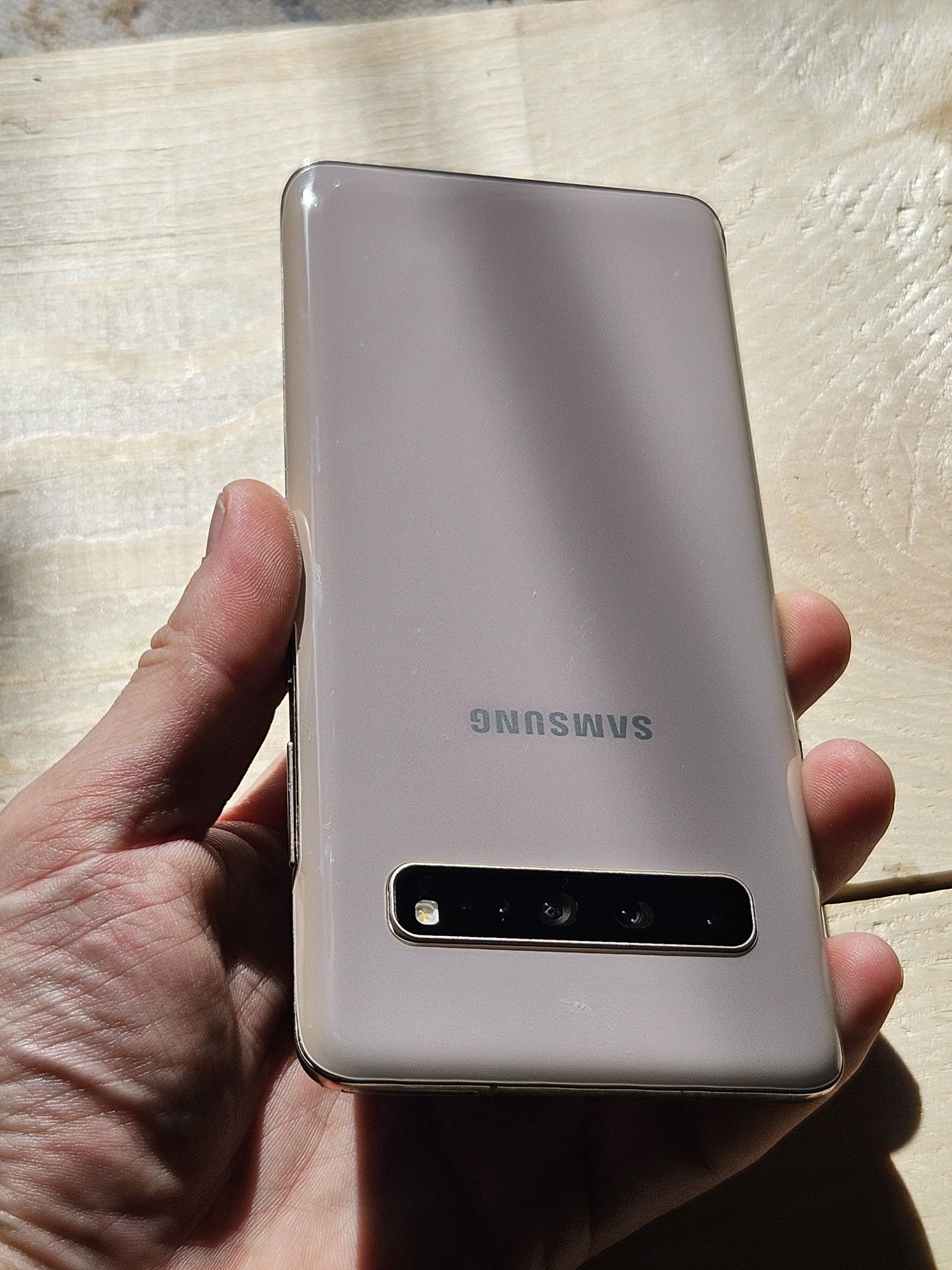 Samsung S10 Plus 256 gb Ram 8 5G android 11
