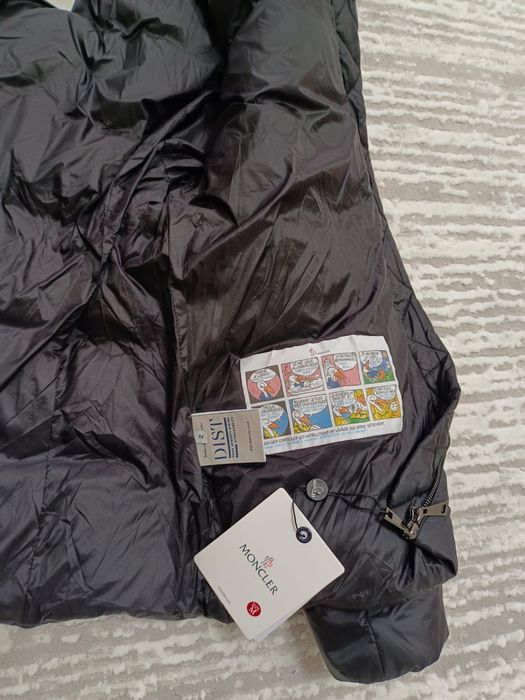 Продам куртку от фирмы Монклер