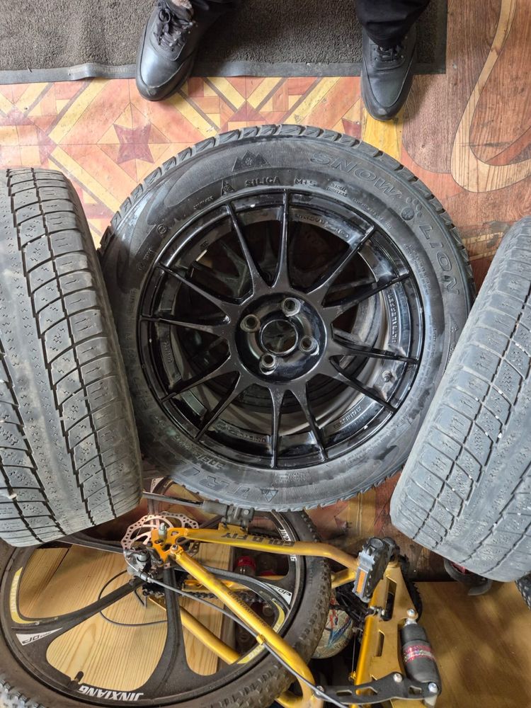 Продам диски r 16 с резиной