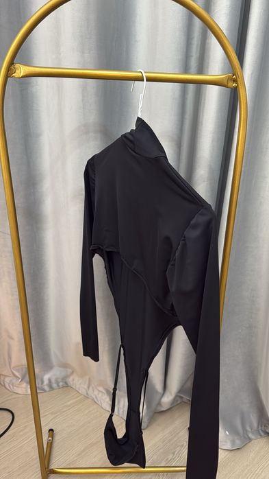 Bodysuit + gloves feels wear xs/s