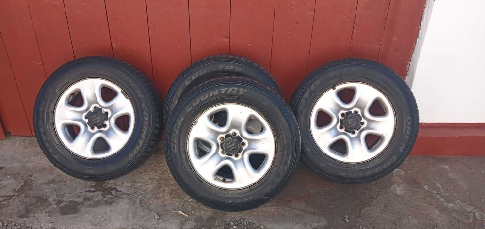 Vând set jante metal pe 16 suzuki grand vitara 2