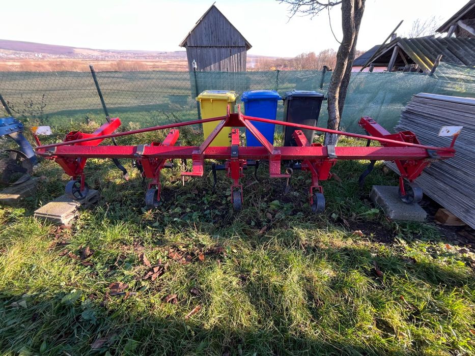 Vând Prășitoare 5 rânduri