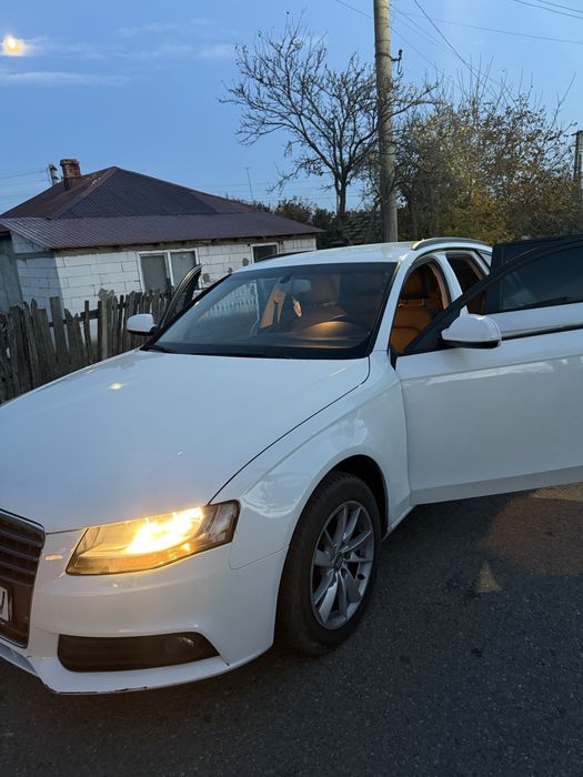 Vand  Audi a 4 breck