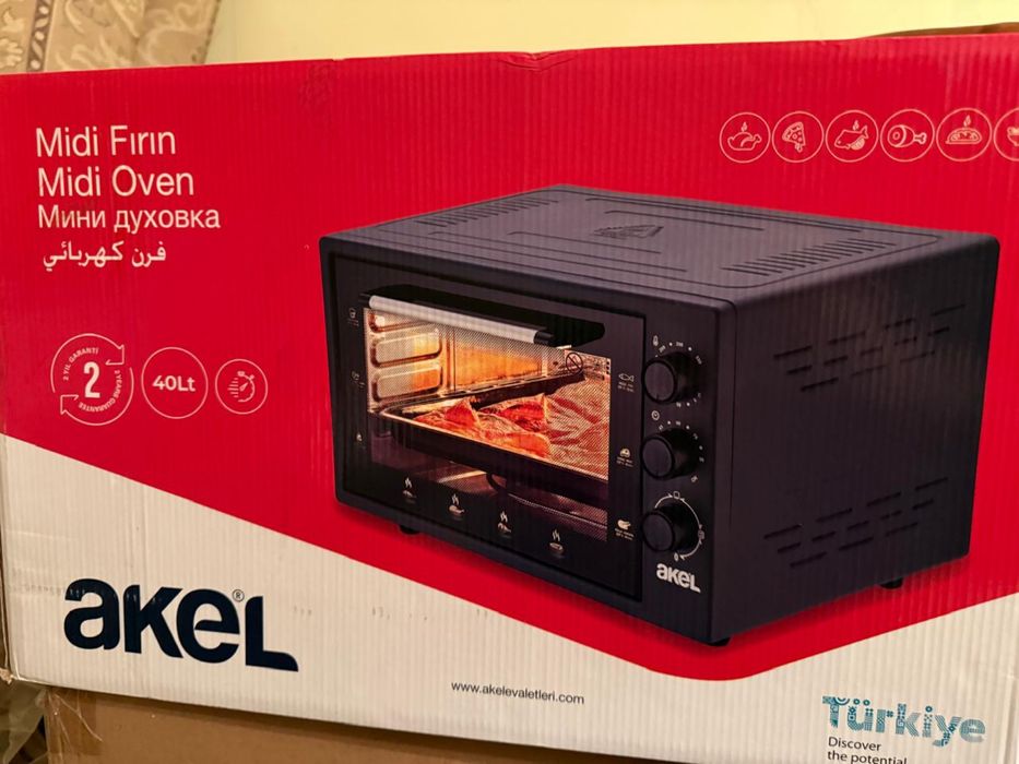 Настольная электропечь Akel AF440 (черная), 40 л / 1500 Вт