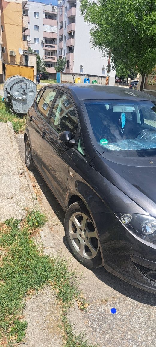 Seat altea 1.9 TDI 105 ks бартер за мини ван.