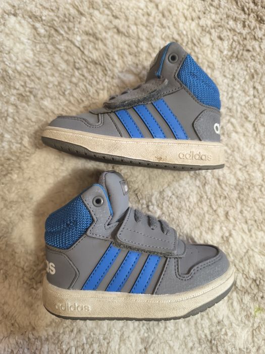 adidas Маратонки HOOPS MID 2.0