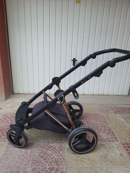 Бебешка количка Adamex