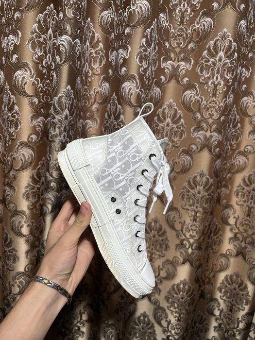 Vand adidasi dior b23