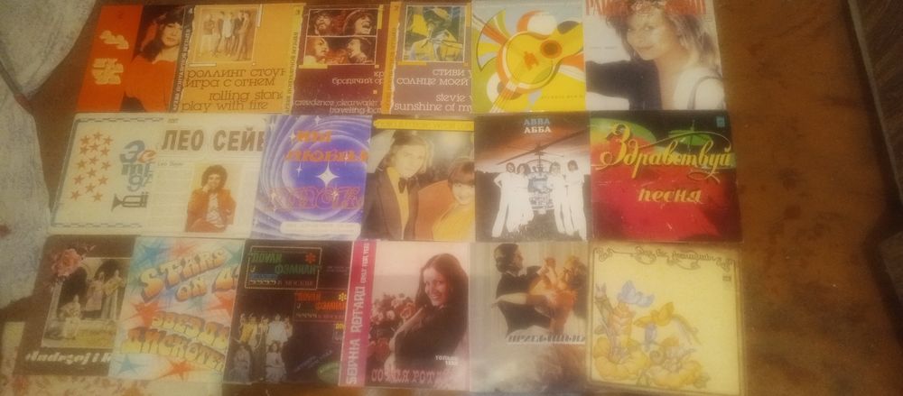 300 штук виниловые пластинки оптом дёшево отдаю
