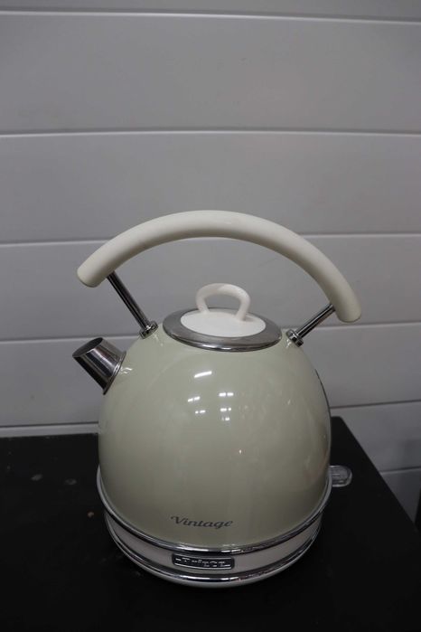 Електрическа кана Ariete 1.7L,неръждаема стомана, 2000W, Бързо кипване