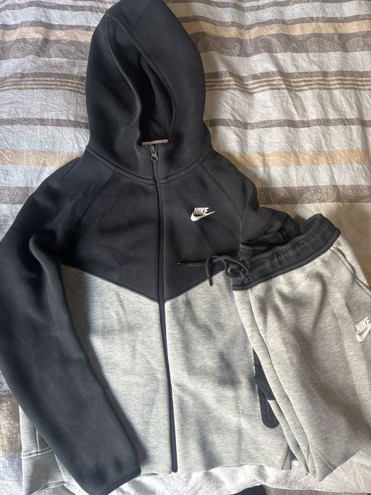 Оригинален детски екип Nike tech flace