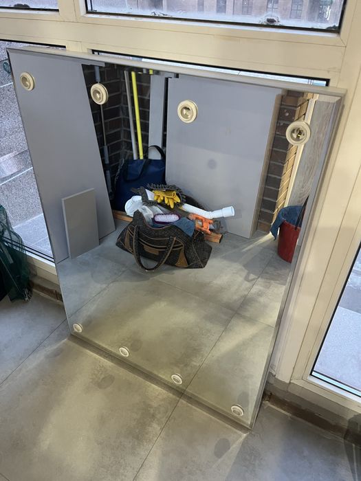 Зеркало с подсветкой можно для парикмахерской Икея