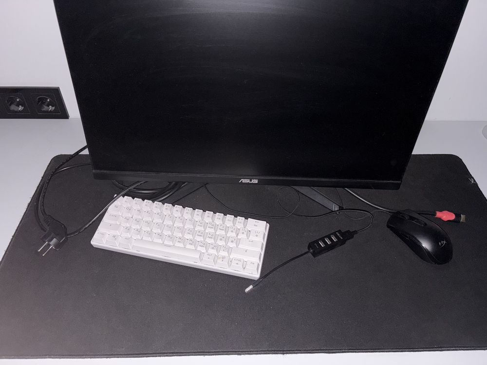 Asus tuf gaming VG249Q3A Монитор с клавой мышкой проводом и ковриком