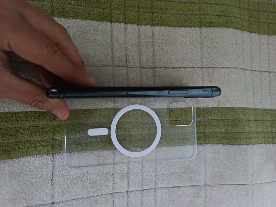 Iphone 11 pro 256 gb sotiladi