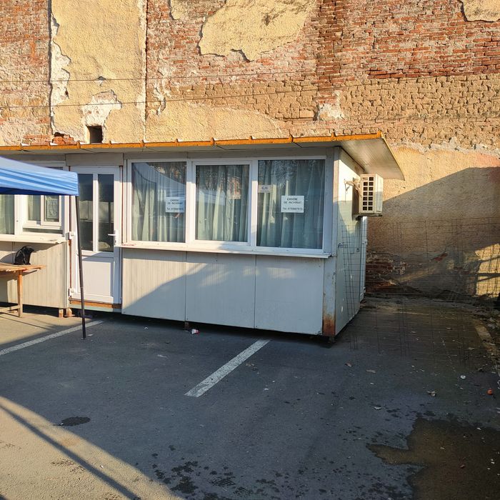 Închiriez convenabil chioșc termopan