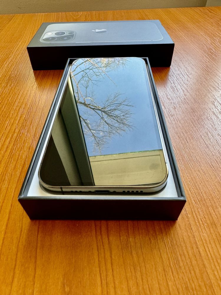 Telefon mobil Apple iPhone 13 Pro, 256GB, 5G, Graphite