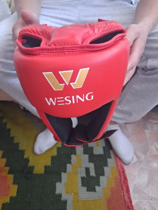 боксерский шлем Wesing