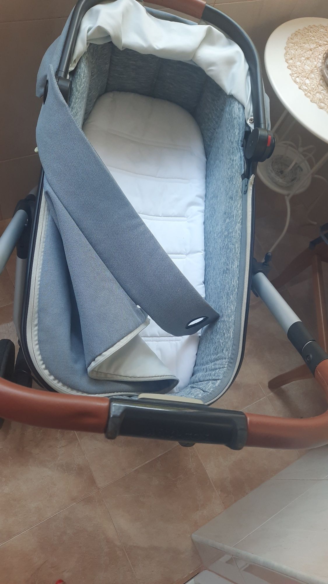 Комбинирана количка Maxi cosi Adorra 2 в 1