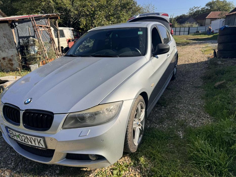 Vând BMW e90 320d