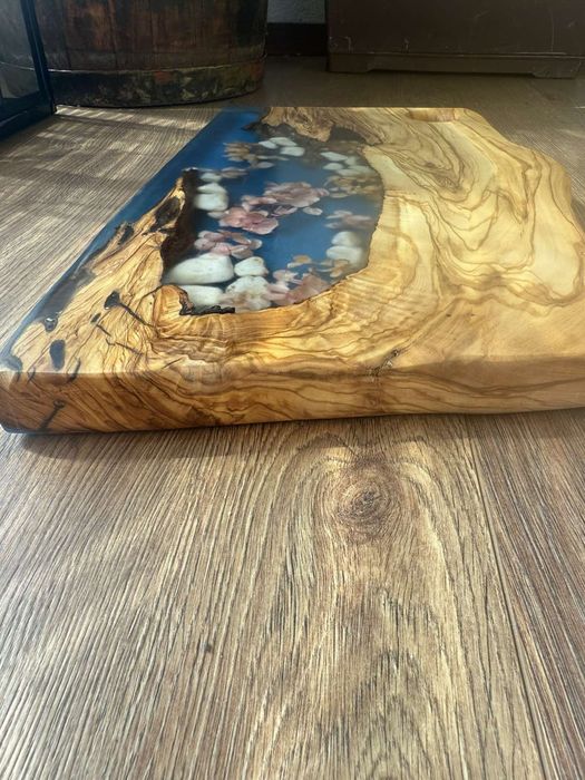 Дъска с епоксидна смола и маслина