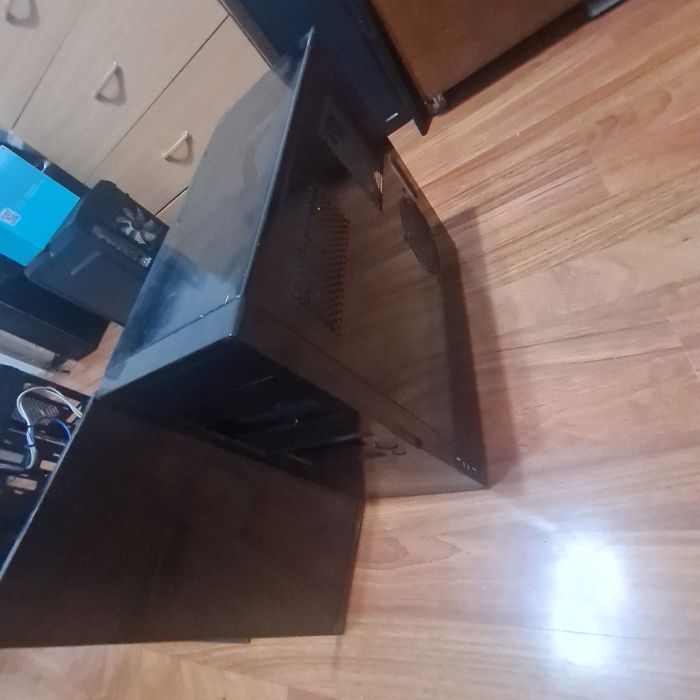 Vand Pc -uri / piese pc / INTEL I5/I7/  Ryzen / TULCEA / Preturi bune