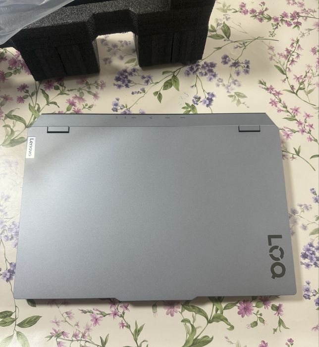 Vand Laptop Lenovo Gaming i5 24gb sigilat