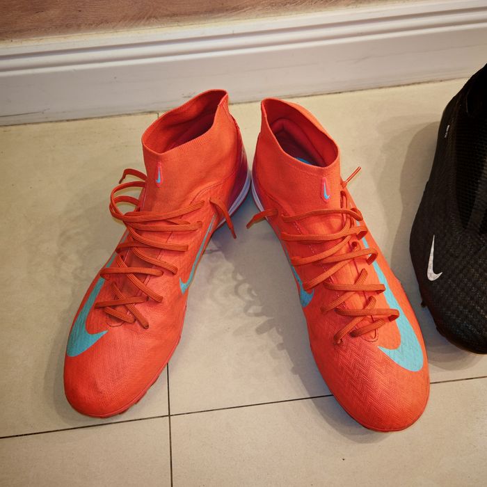 Pentru cunoscători! Ghete de fotbal Nike Mercurial/ Nike Phantom, 44