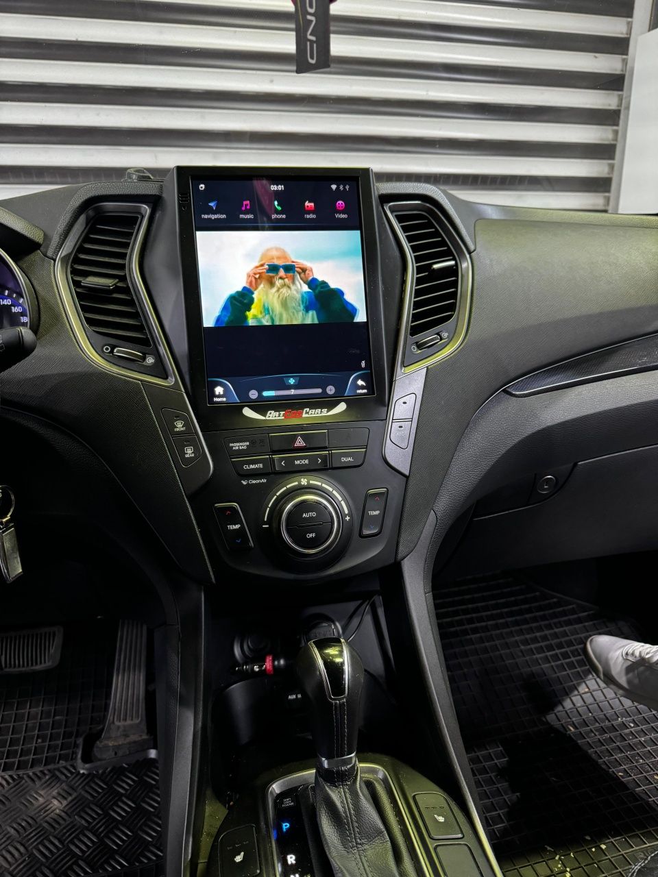 Navigatii auto, senzori parcare, sistem camere 360, sisteme audio