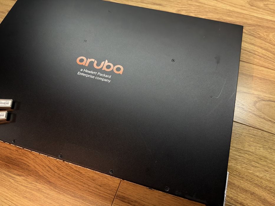 Switch HPE Aruba Networking 2930F 48G PoE+ 4SFP Switch (JL262A) J4858C