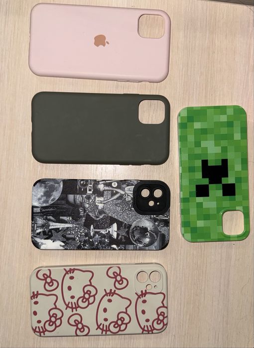Чехлы на 11 айфон,все новые кроме зеленого, он из H&M.