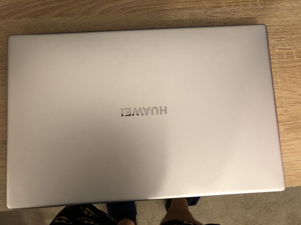 Laptop Matebook d15, ca nou