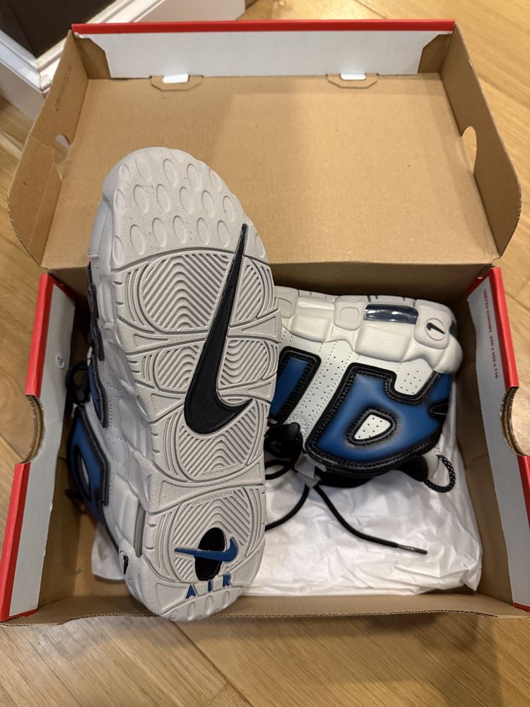 Nike air more (GS )