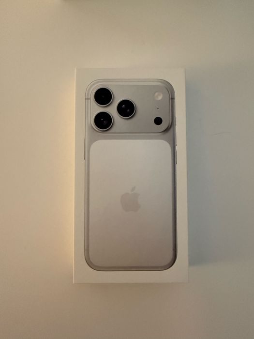 Iphone 17 Pro / 256GB