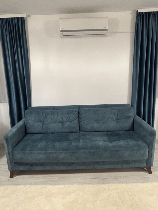 Vand canapea din catifea