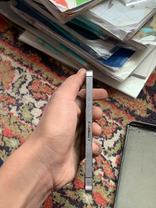 iPhone 4s Zapchastga Sotiladi