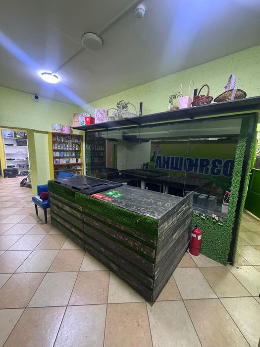 Магазин цветов сдам