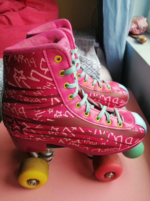 Детски ролкови кънки + протектори