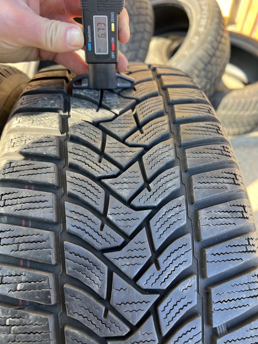 anvelope Dunlop Winter Sport 5  215/55 R17