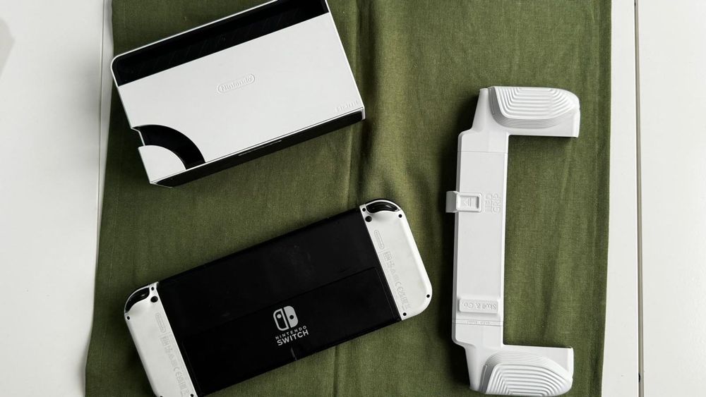 Nintendo switch OLED, încă în Garanție, puțin folosit