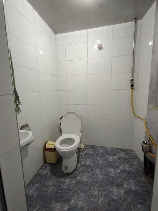 Samarqand darvoza
Arintir apteka 
4xona+padval 3-sotuv
masjid yonida