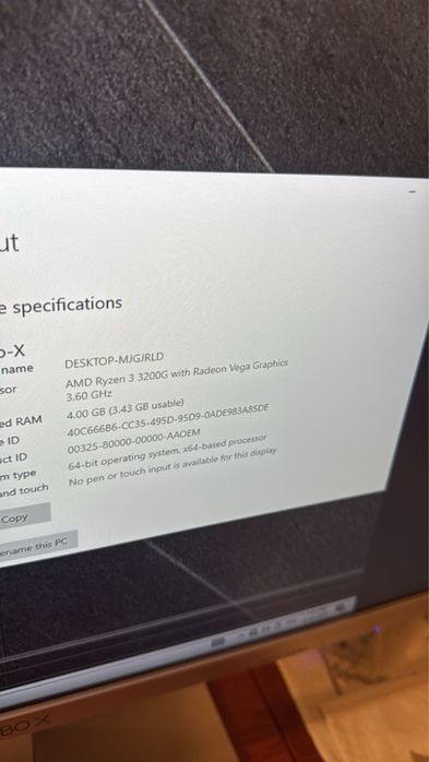 Продам компьтер мышка и клавиатура без монитора