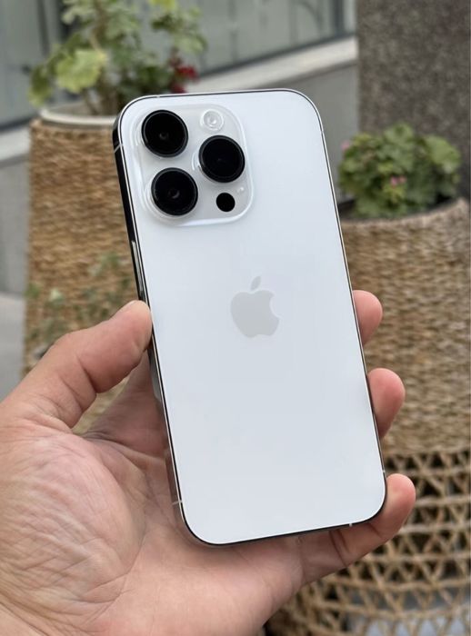 Айфон 14 про без царапин