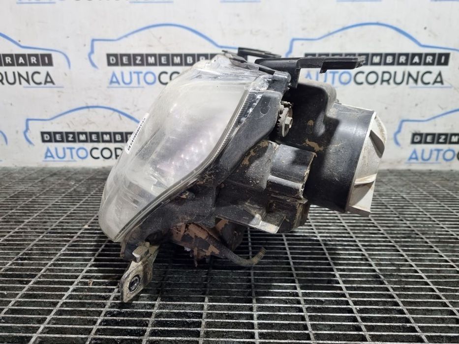 Far Stanga Suzuki Grand Vitara 2006 - 2012 SUV 4 Usi (1263) Cu lupă