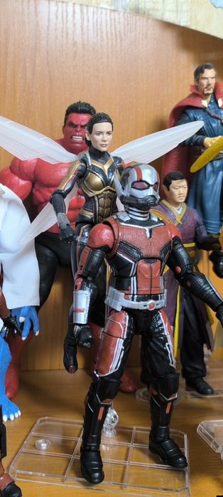 Marvel legends antman and the wasp